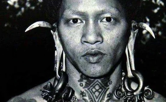 The Interesting Traditional Heritage of the Dayak Tribe of Kalimantan